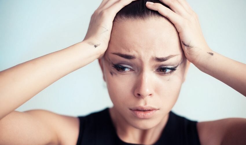 Les erreurs maquillage qui nous donnent un air fatigué