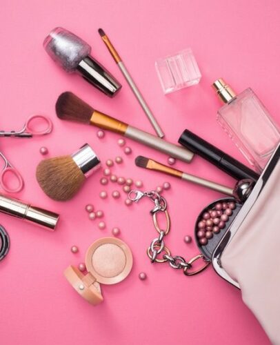 Les indispensables dans sa trousse de maquillage