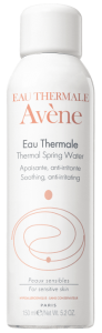 indispensables beauté pour les vacances: brume eau thermale Avene