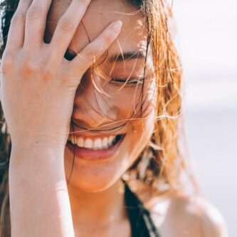 Les erreurs maquillage à la plage