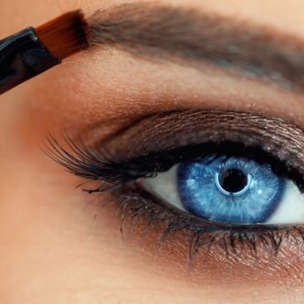 astuces maquillage pour agrandir le regard