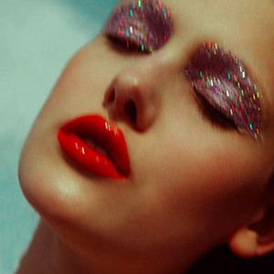 Le maquillage Glitter pour la rentrée