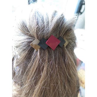 Barrette colorée rouge