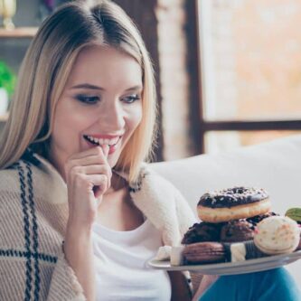 Résolution numéro 1 : arrêter de grignoter entre les repas ! 