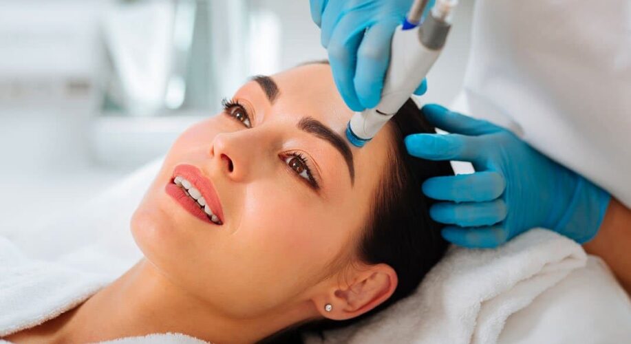 Soin hydrafacial au centre konfidentiel à Paris