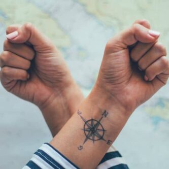 Tatouage entre soeurs : pour lequel allez-vous succomber ? 