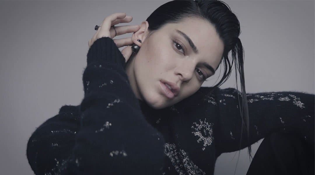 Kendall Jenner, la petite soeur Kardashian qui sort du moule !