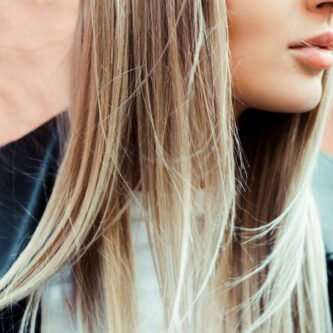 beaux cheveux lisses